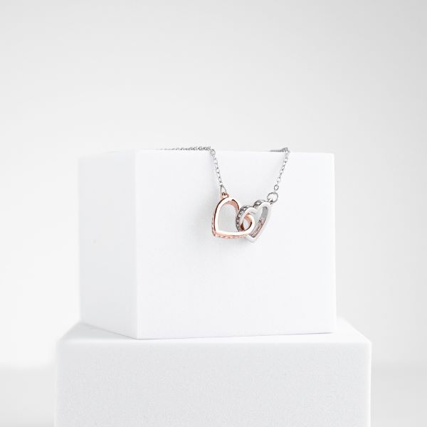 SAMIRA_HEARTS_LOVEBOX